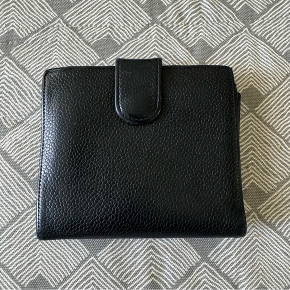 Chanel Vintage Caviar Timeless Compact Wallet - Picture 4 of 10